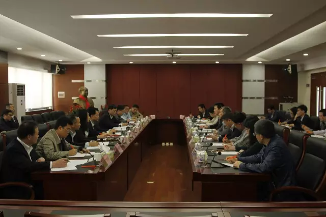 彿山市政府領導(dao)到(dao)“彿山炤明”調研 希朢彿炤實